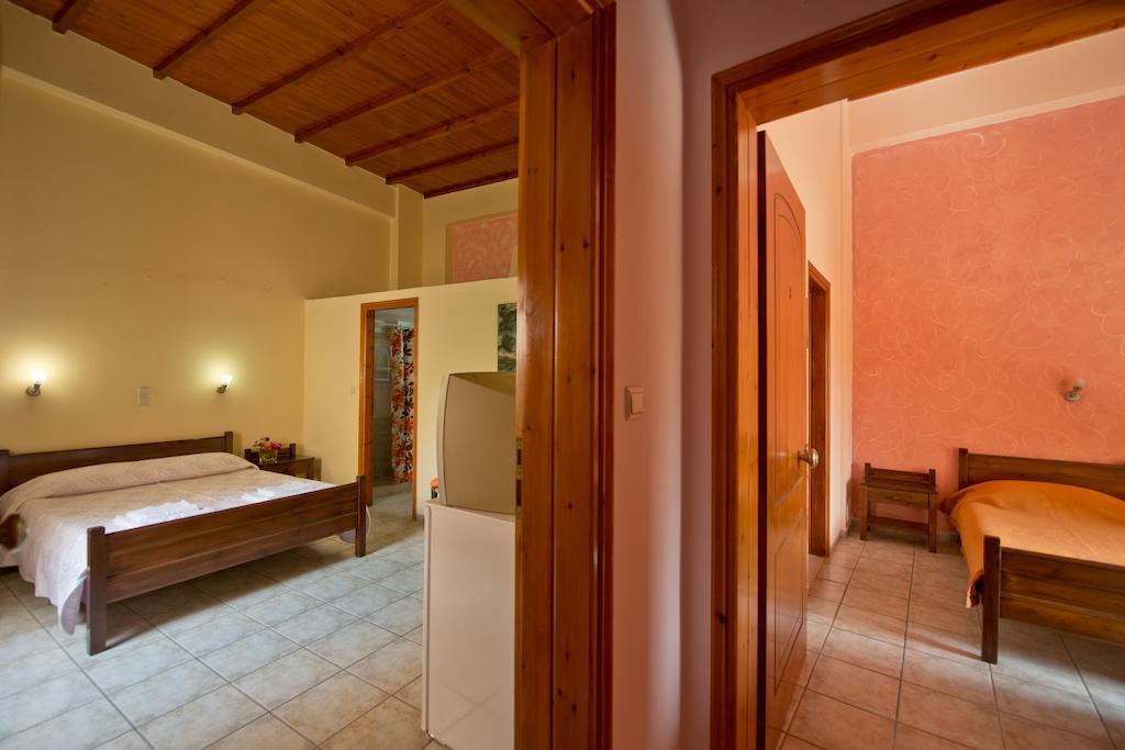 Katerina Traditional Rooms Hriszí Aktí Haniá Szoba fotó