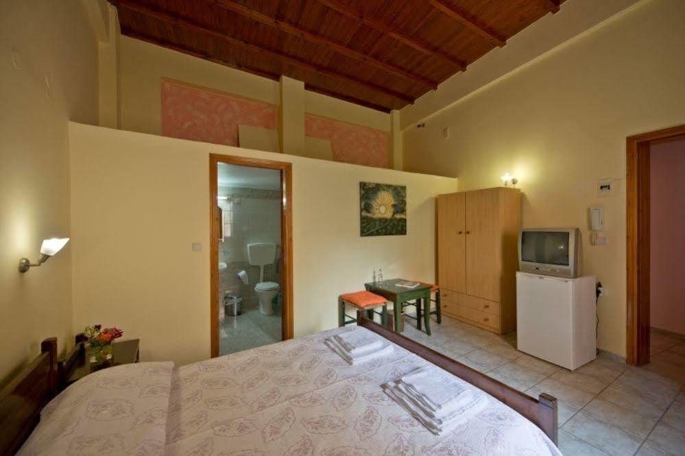 Katerina Traditional Rooms Hriszí Aktí Haniá Kültér fotó