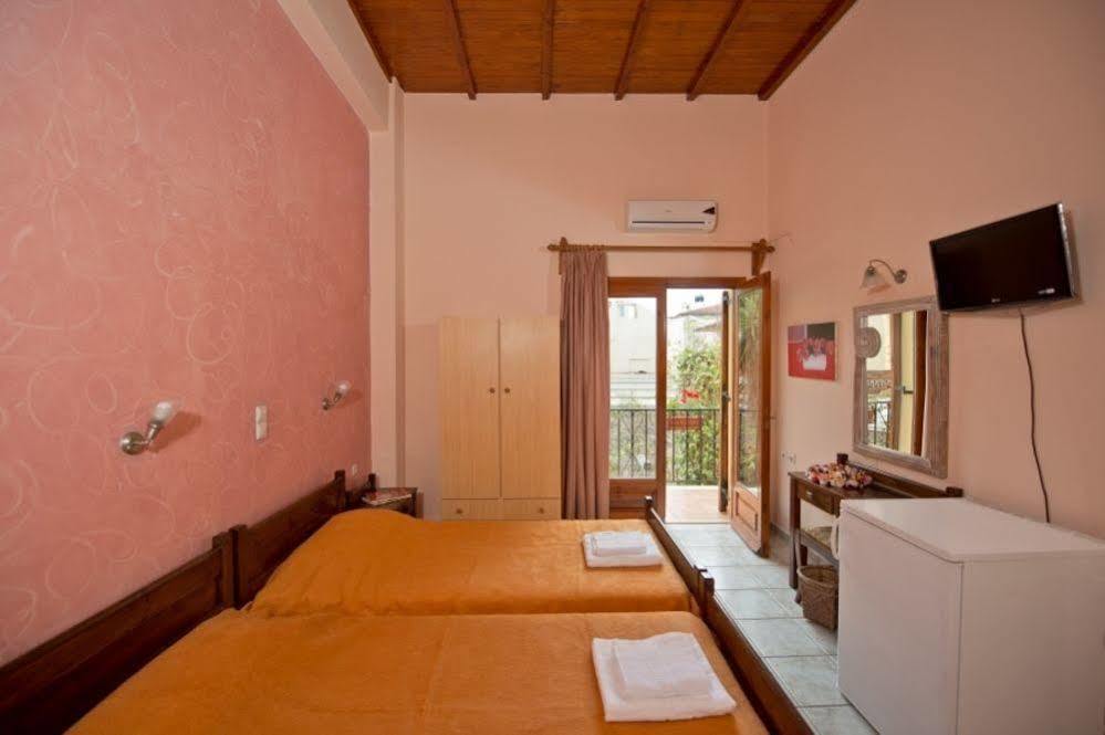 Katerina Traditional Rooms Hriszí Aktí Haniá Kültér fotó